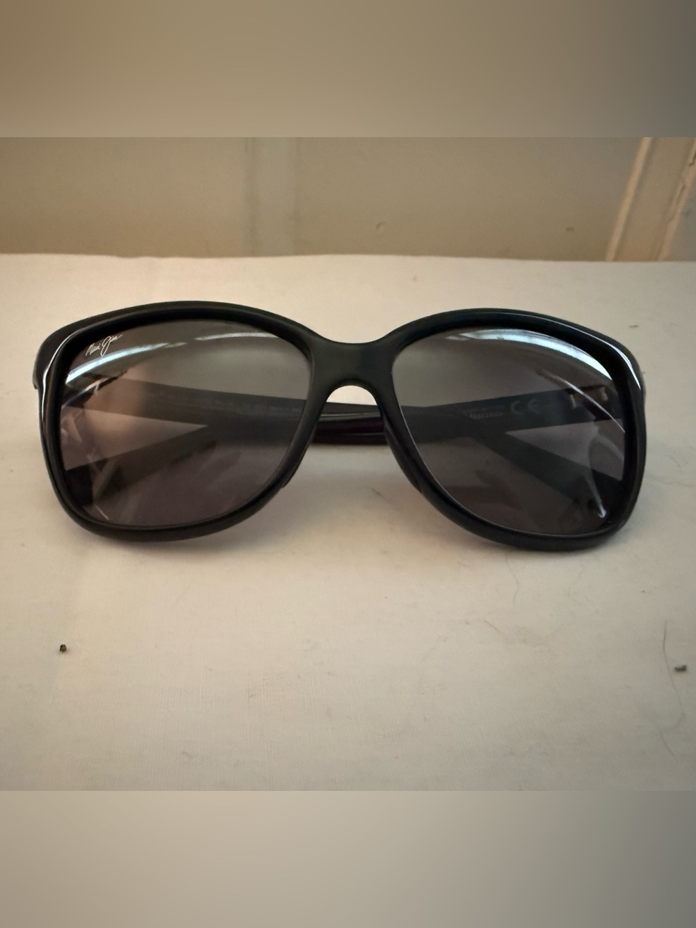 Maui Jim Women's Black Oversized Polarized Sunglasses